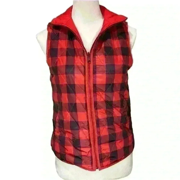 Reversible vest- size XS Buffalo plaid on one side, red on the other - Picture 1 of 12